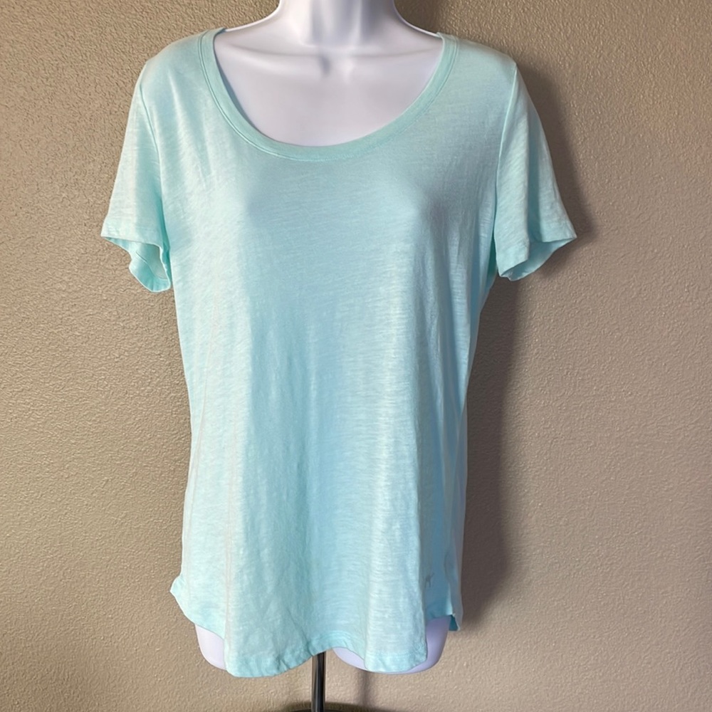 Victoria’s Secret pink open back T-shirt